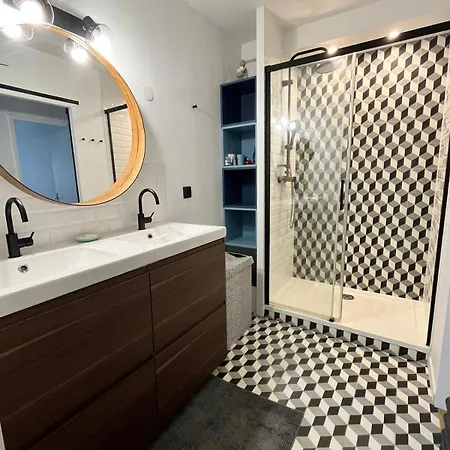 New- Le Seville - 2 Parkings - Terrasse - Proche Centre Apartment *